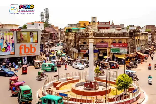Hazratganj Market in lucknow
